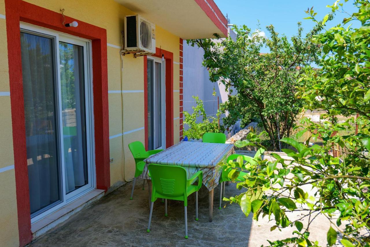 Ilias House Hotel Ksamil Eksteriør billede