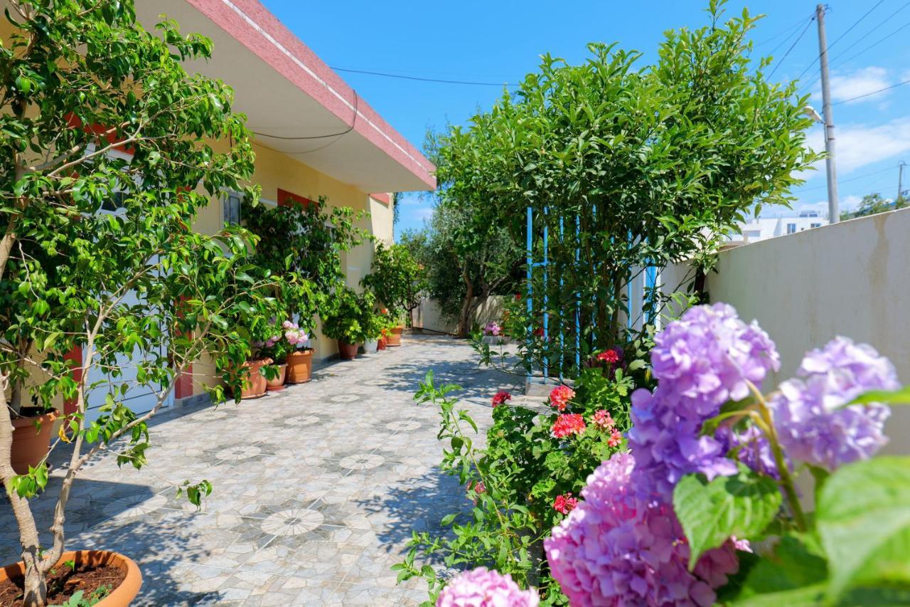 Ilias House Hotel Ksamil Eksteriør billede
